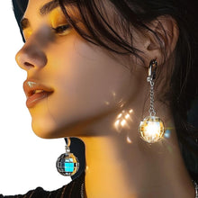 Lade das Bild in den Galerie-Viewer, LED Light Projecting Disco Ball Light Up Earrings for Women(2 pairs) SHINYOU