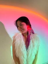 Lade das Bild in den Galerie-Viewer, LED light up female jellyfish earrings SHINYOU