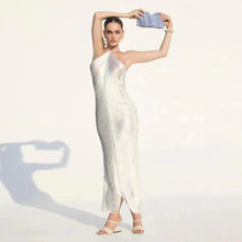 Lade das Bild in den Galerie-Viewer, Sexy Hanging Neck Metallic Tassel Dresses Women Fringed Halterneck Backless Sleeveless Dress Elegant Party Robe SHINYOU
